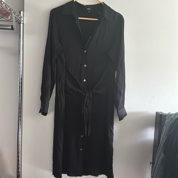 Black theory long sleeve button up silk dress size medium - Picture 1 of 6
